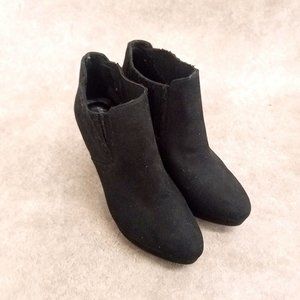 Deflex Comfort Womens Size 6.5 W Black  Fabric Slip On Pointed Toe 3" Ankle...